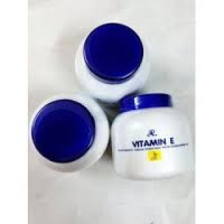 Kem Dưỡng Thể Aron Vitamin E 200gr - Thái Lan